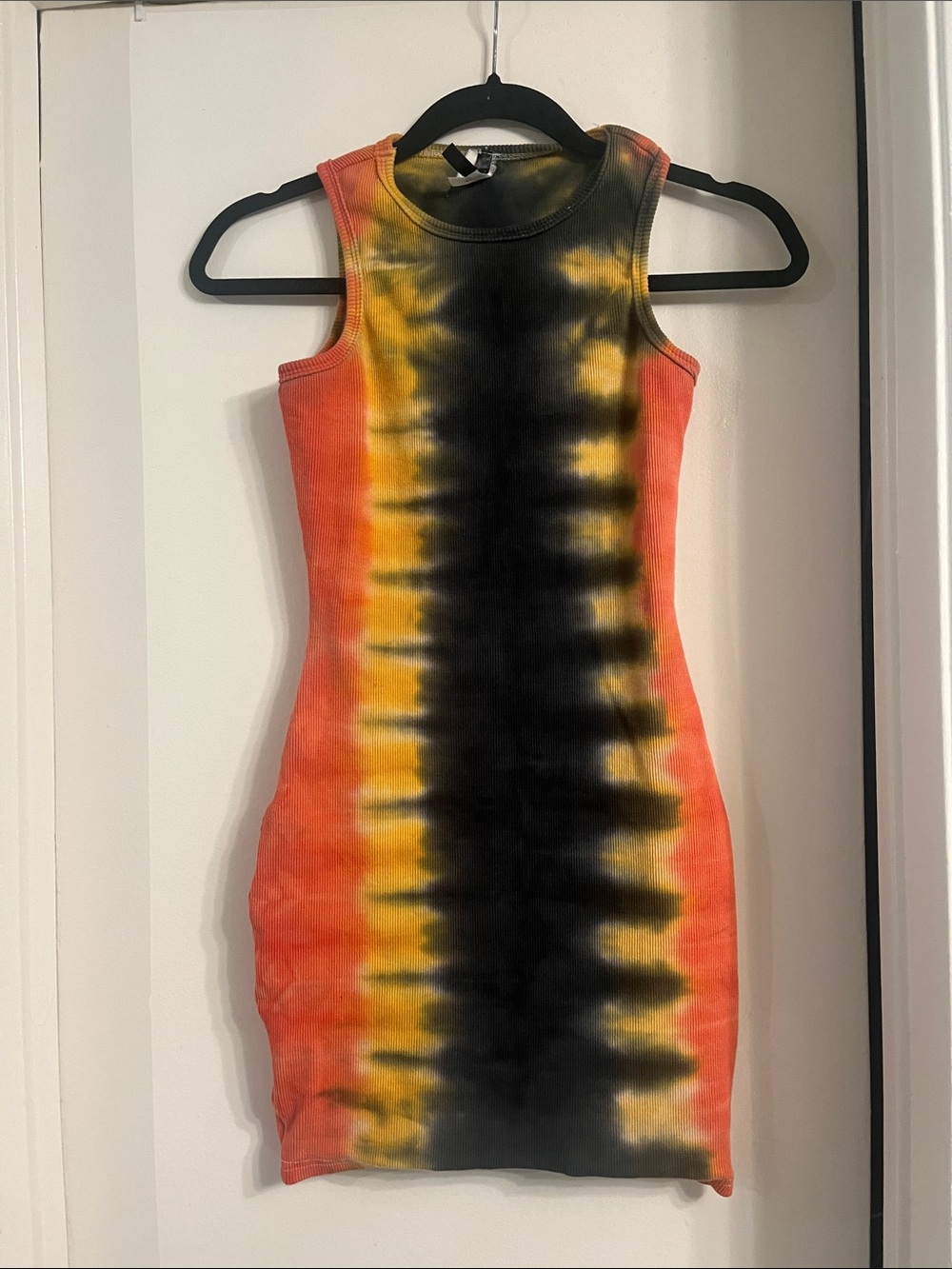 S/M Sleeveless Tie-Dye Bodycon Mini Dress in Orange, Yellow & Green. Short!